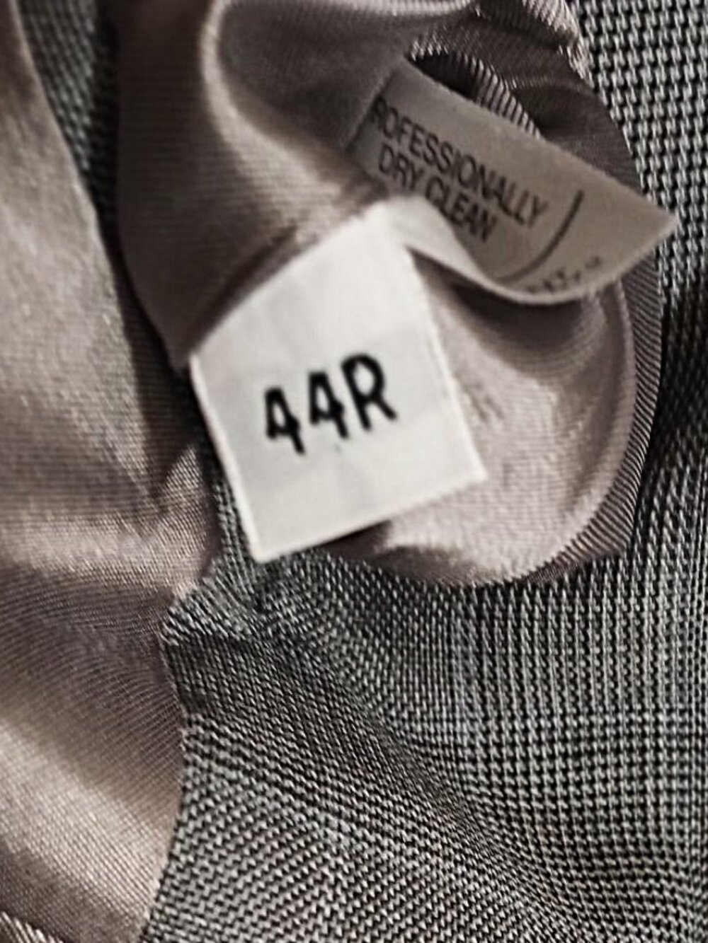 Society Brand Men Light Gray 2 Piece Suit  44R - Picture 9 of 16